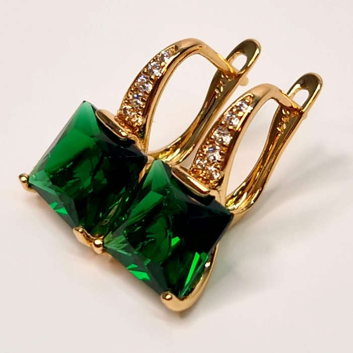 Cercei placati cu aur roz de 18k cu un cristal mare verde si zirconii albe [3]