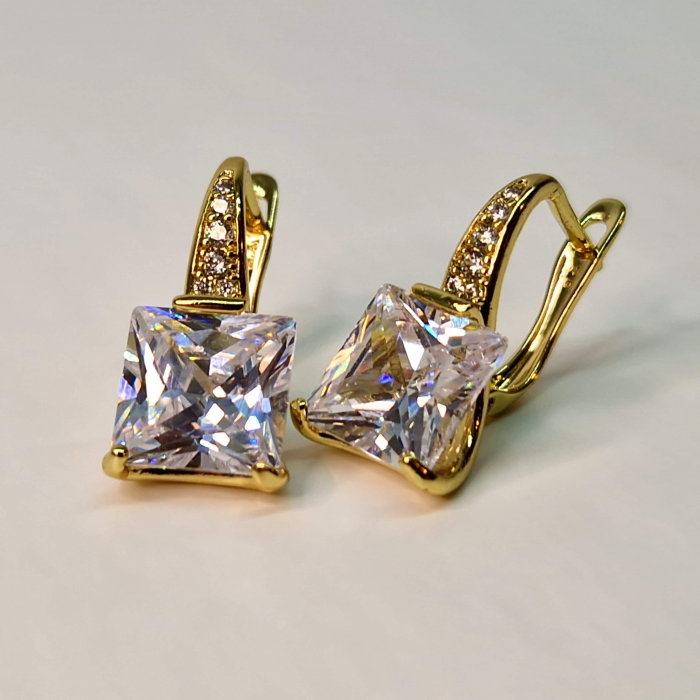 Cercei placati cu aur de 14k cu cristal transparent central [5]