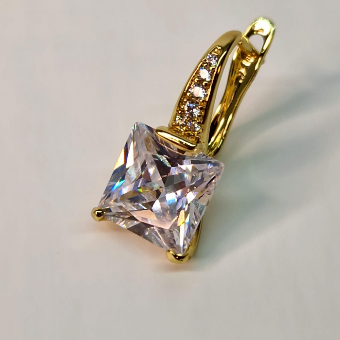 Cercei placati cu aur de 14k cu cristal transparent central [10]