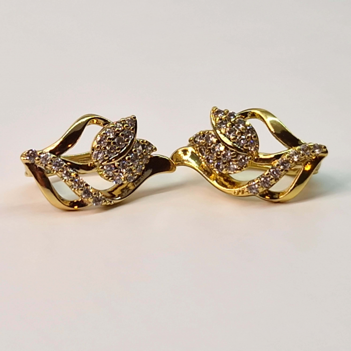 Cercei placati cu aur de 14k cu floare incrustata cu cristale albe zirconiu [7]