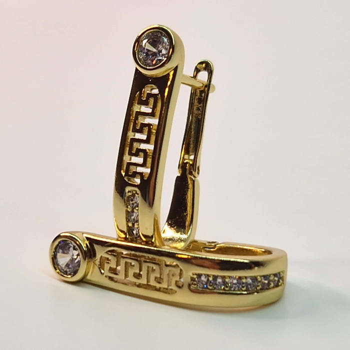 Cercei lungi cu tortita placati cu aur galben de 14k si incrustati cu cristale albe zirconiu [1]