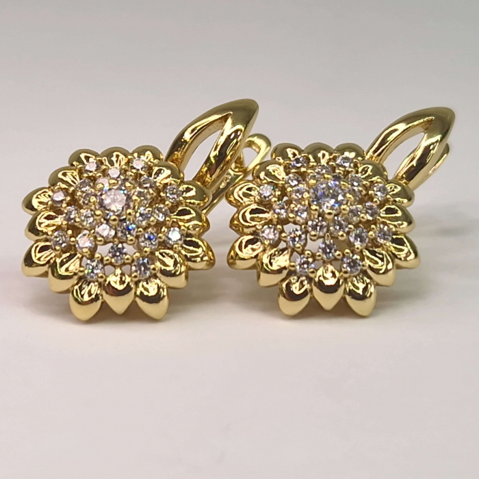Cercei de ocazie placati cu aur de 14k in forma de floare incrustati cu cristale albe zirconiu [2]