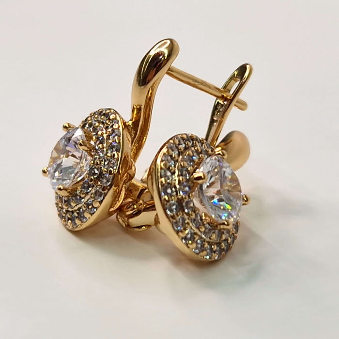 Cercei placati cu aur roz de 18k cu cristal zirconiu alb central inconjurat de cristale albe [4]
