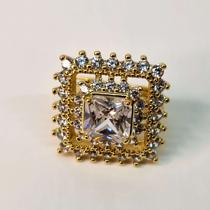 Cercei placati cu aur de 18k cu cristal transparent central si zirconii stralucitoare [11]
