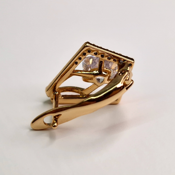 Cercei placati cu aur roz de 18k cu un cristal central alb din zirconiu [5]