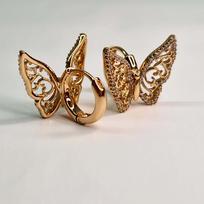 Cercei in forma de fluture placati cu aur de 18k incrustati cu cristale albe zirconiu [4]