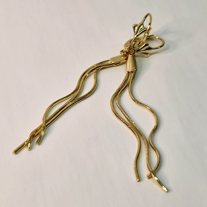 Cercei lungi eleganti placati cu aur de 18k [1]