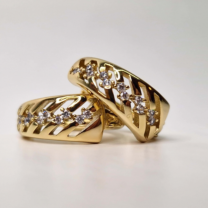 Cercei eleganti placati cu aur de 14k si impodobiti cu zirconii albe [3]