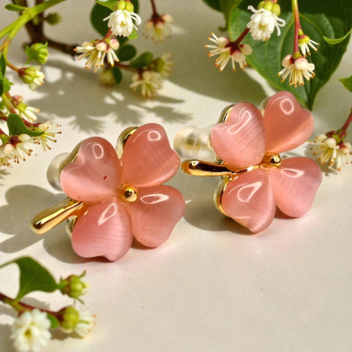 Cercei Olimpia Pink placați cu aur cu flori roz cat-eye [2]