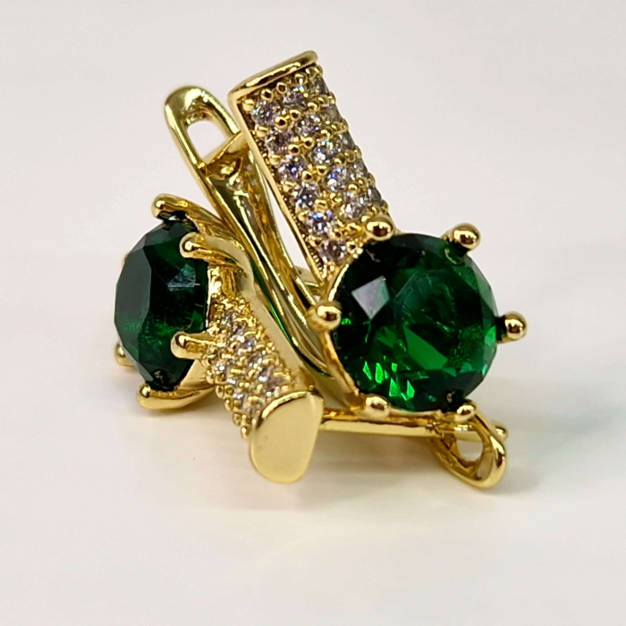 Cercei cu tortita placati cu aur de 14K cu cristal verde zirconiu si cristale albe [1]