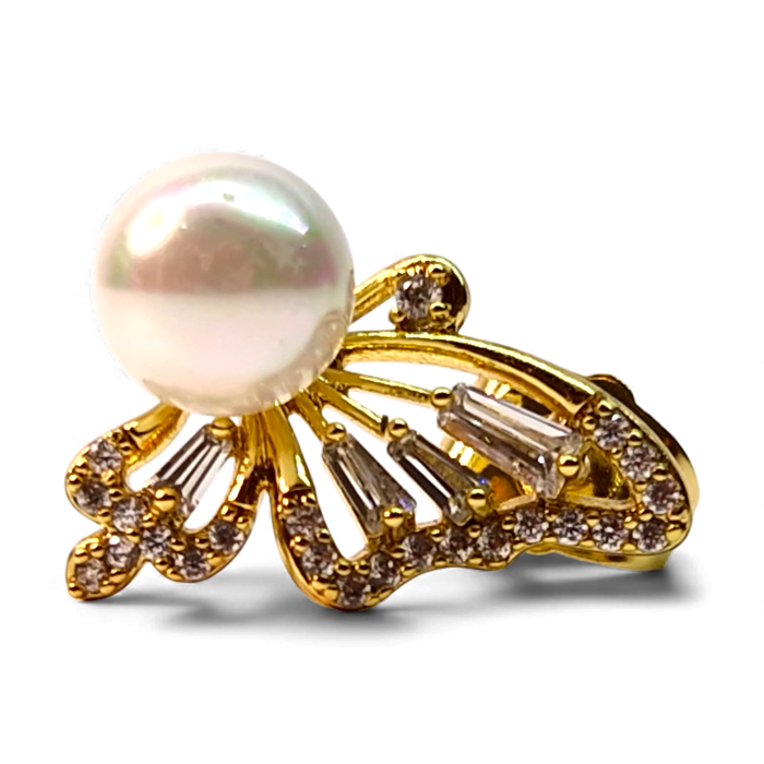 Cercei cu surub placati cu aur de 14k in forma de fluture cu perla alba centrala si cristale albe zirconiu [8]