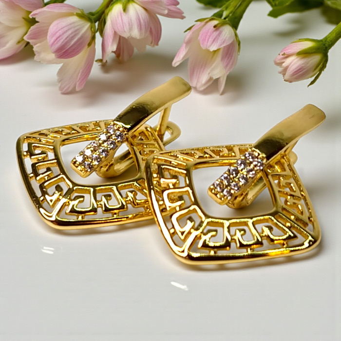 Cercei Sofia placați cu aur 18K cu zirconii [6]