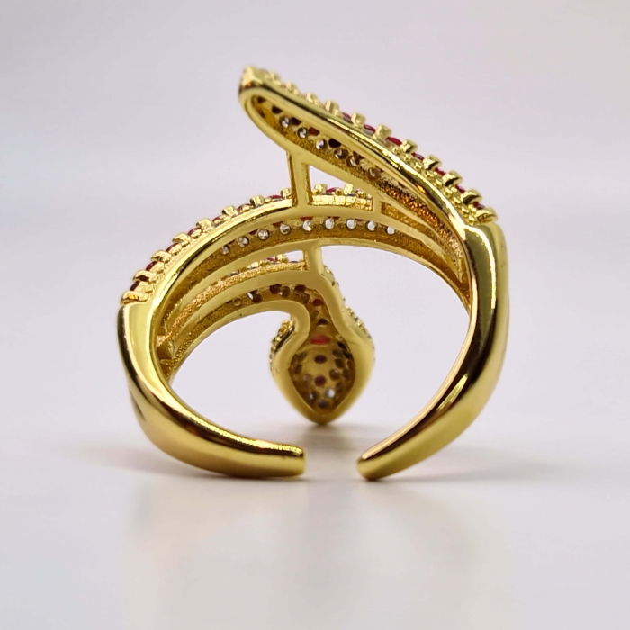 Inel placat cu aur de 14k in forma de sarpe incrustat cu cristale zirconiu rosii [4]