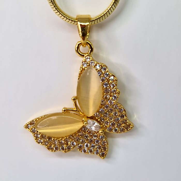Pandantiv in forma de fluture placat cu aur de 14k si incrustat cu cristale din zirconiu galbene si albe [2]