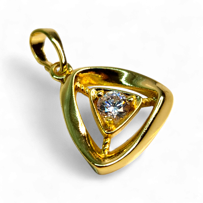 Pandantiv Olivia placat cu aur cu design triunghiular și zirconie [1]