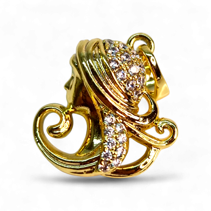 Pandantiv in forma de chip de femeia placat cu aur de 14k si incrustat cu cristale din zirconiu albe [5]