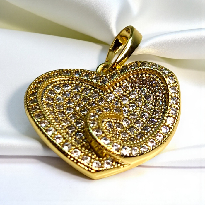 Pandantiv Ramya placat cu aur cu două inimi suprapuse pavate cu zirconii [4]