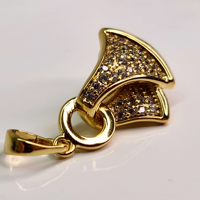 Pandantiv elegant placat cu aur de 14k si incrustat cu cristale din zirconiu albe [7]