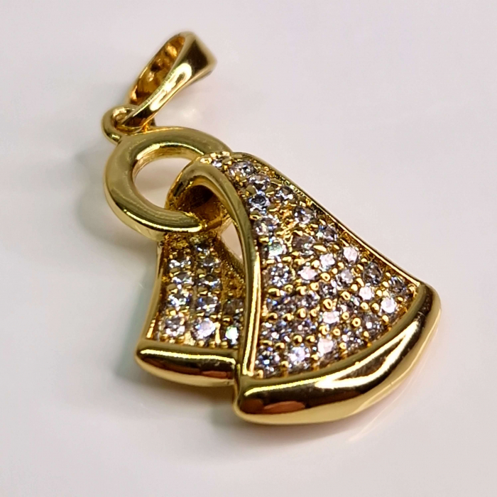 Pandantiv elegant placat cu aur de 14k si incrustat cu cristale din zirconiu albe [4]