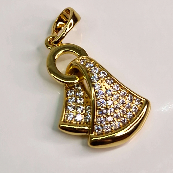 Pandantiv elegant placat cu aur de 14k si incrustat cu cristale din zirconiu albe [6]