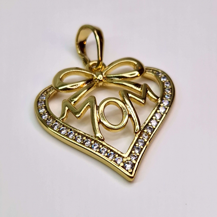 Pandantiv in forma de inima cu textul MOM placat cu aur de 14k si cristale albe zirconiu [4]