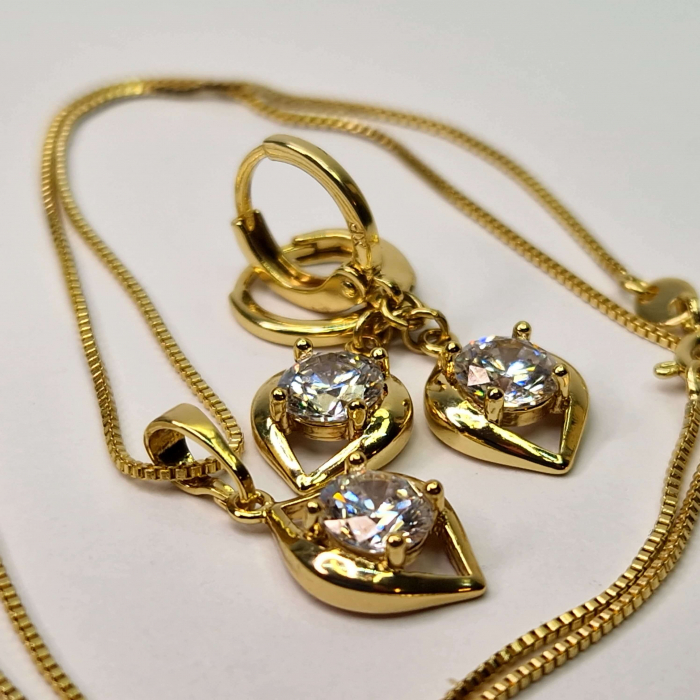 Set colier si cercei placat cu aur de 18k si cristale de zirconiu albe [4]