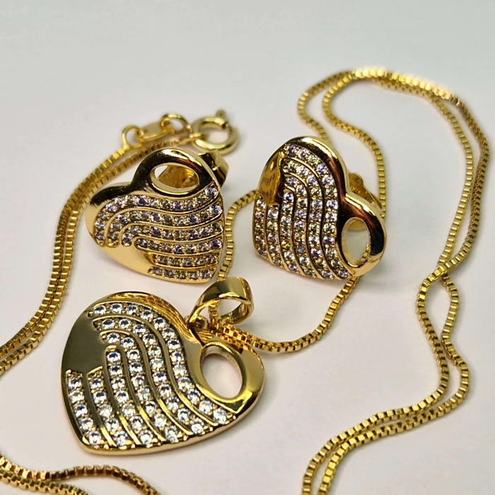 Set colier si cercei in forma de inima placat cu aur de 18k si cristale de zirconiu albe [6]