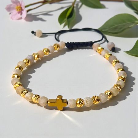 Brățară IH808 cu pietre naturale alb-bej și cruce din hematit aurit [5]