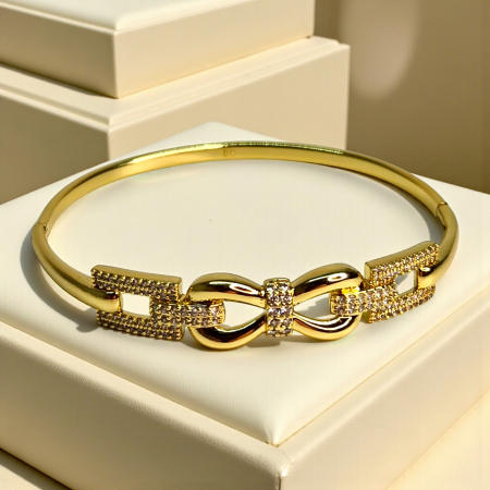 Brățară placată cu aur Karina cu nod elegant și zirconii [7]