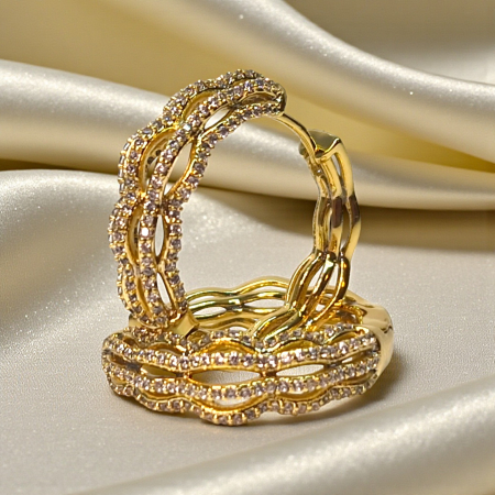 Cerceii Kristy placati cu aur de 18k incrustati cu cristale din zirconiu albe [3]