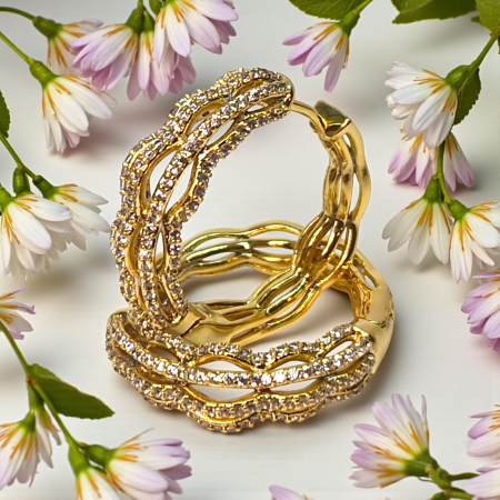 Cerceii Kristy placati cu aur de 18k incrustati cu cristale din zirconiu albe [1]