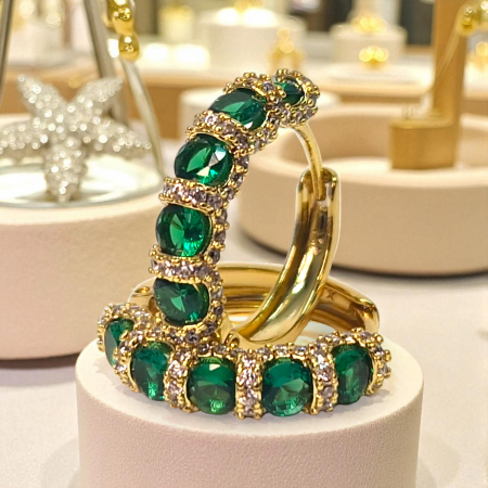 Cercei Miriam Green placați cu aur 18K cu zirconii verzi rotunde [1]