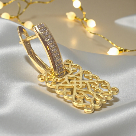 Cercei deosebiti placati cu aur de 14k cu cristale albe zirconiu si placuta cu model filigram [3]