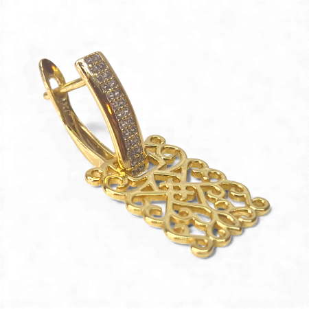 Cercei deosebiti placati cu aur de 14k cu cristale albe zirconiu si placuta cu model filigram [2]