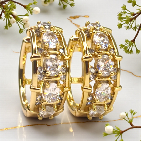 Cercei Ayanna placați cu aur cu zirconii mari strălucitoare [1]