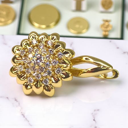 Cercei Inola placați cu aur cu floare aurie și zirconii centrale [5]