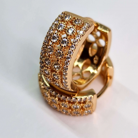 Cercei Renata placati cu aur de 18k incrustati cu cristale albe din zirconiu [5]