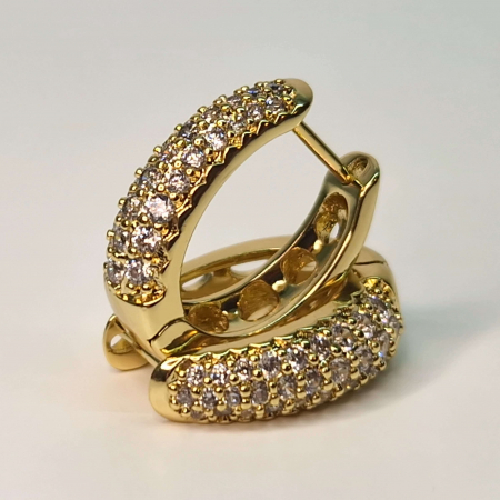 Cercei cu tortiță - Cercei placati cu aur de 18k incrustati cu cristale albe din zirconiu