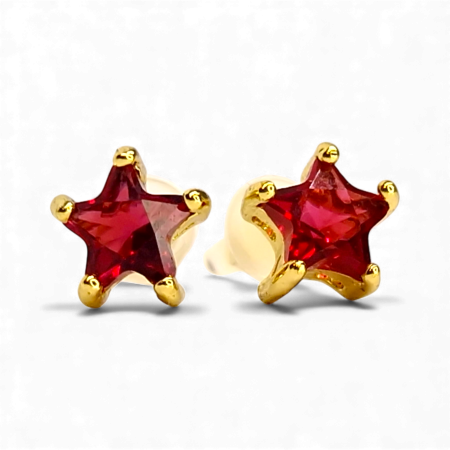 Cercei cu surub - Cercei Yarisha placati cu aur cu cristale roșii în formă de stea