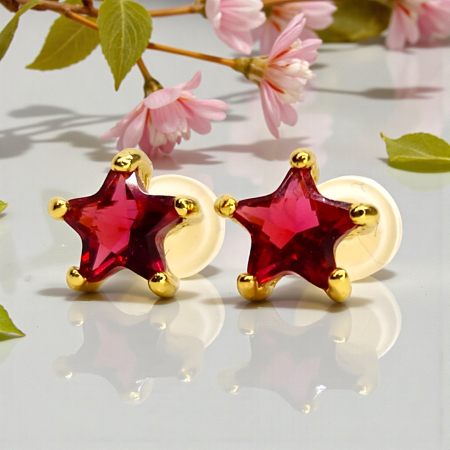 Cercei Yarisha placati cu aur cu cristale roșii în formă de stea [5]