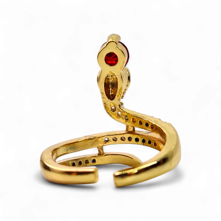 Inel reglabil placat cu aur de 14k in forma de sarpe incrustat cu cristale albe si un cristal rosu in gura [4]