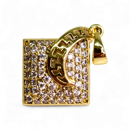 Pandantiv Miruna placat cu aur cu pătrat pavé și arc sculptat [4]