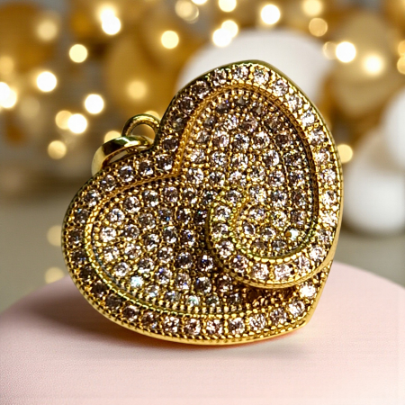 Pandantiv Ramya placat cu aur cu două inimi suprapuse pavate cu zirconii [1]