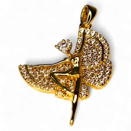 Pandantiv Tania placat cu aur cu zână și aripi pavate în zirconii [6]