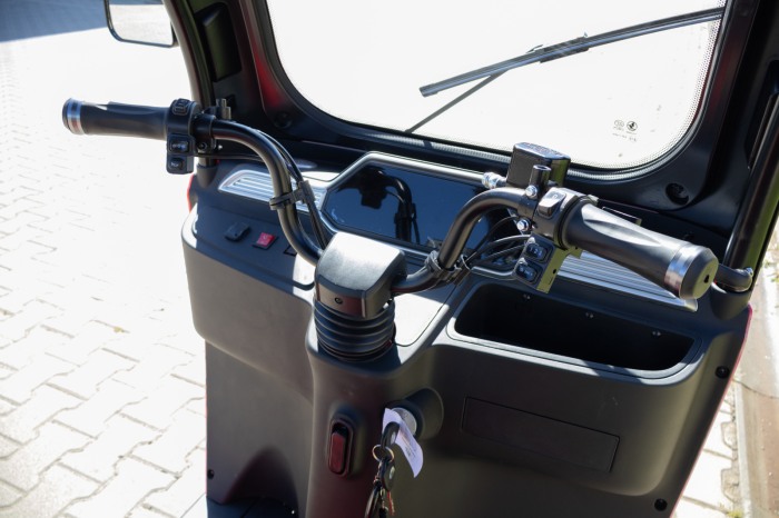 Tricicleta electrica OPTIMUS MAX 1000W, 72V 20 Ah, 25km/h, autonomie 50 km [17]