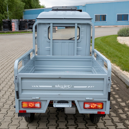 Camioneta cu volan [3]
