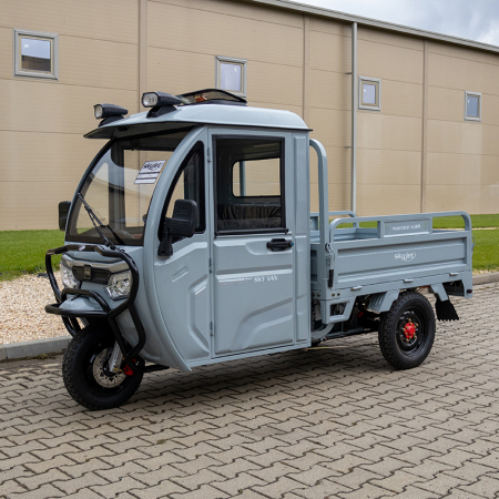 Camioneta cu volan [2]
