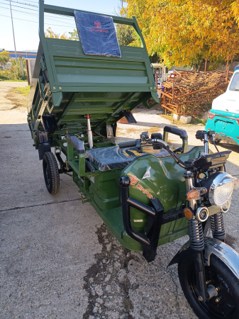 Triciclu electric de marfa basculabil cu cabina, 3900W, viteza 25km/h, baterii 60Ah, basculare hidraulica, nu necesita permis, AMR DUMP [3]