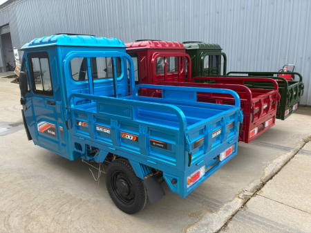 Triciclu electric cu bena si cabina [3]