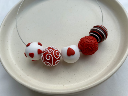 Clay pops Red Velvet [0]